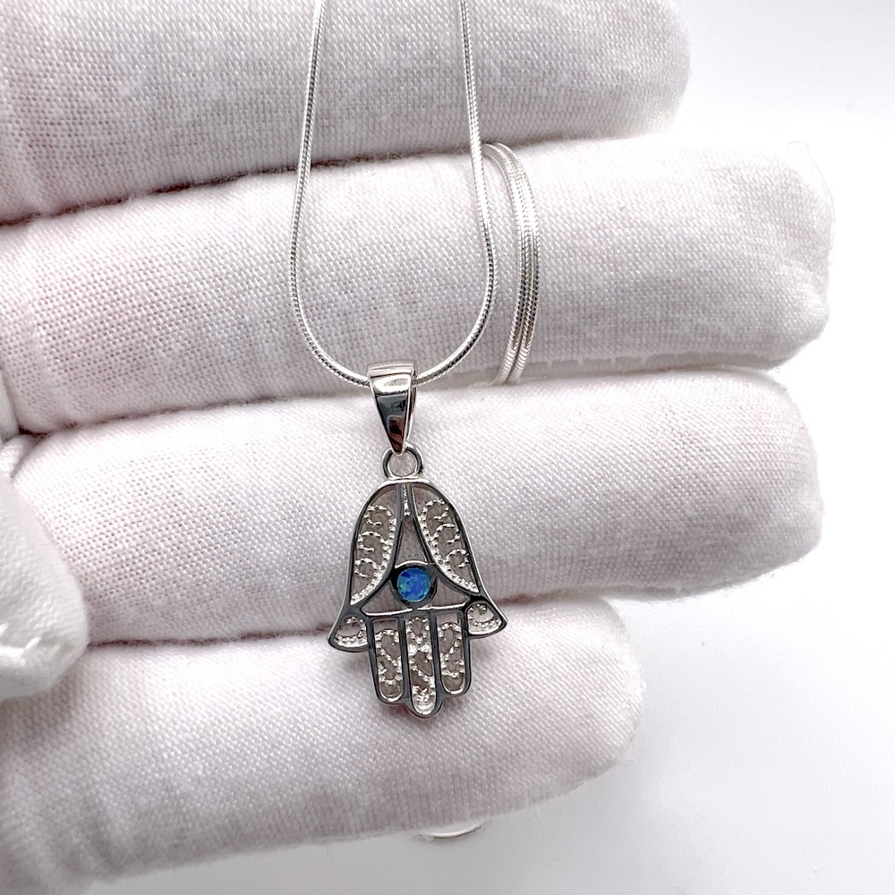 .925 Sterling Silver Hamsa Necklace